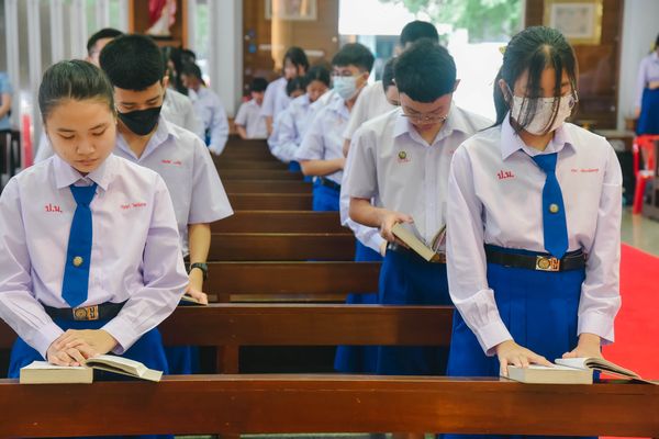 โรงเรียนปรีชานุศาสน์